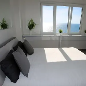 white-residence-apartments.albaniahotels.org/